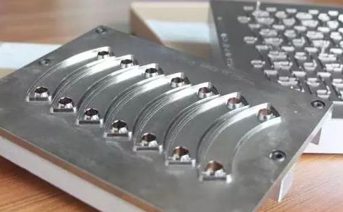 金屬刀模.jpg 金屬刀模.jpg