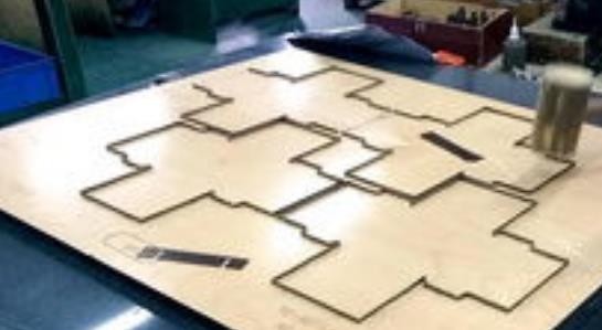 木板刀模.jpg 木板刀模.jpg