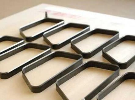 木板激光刀模.jpg 木板激光刀模.jpg